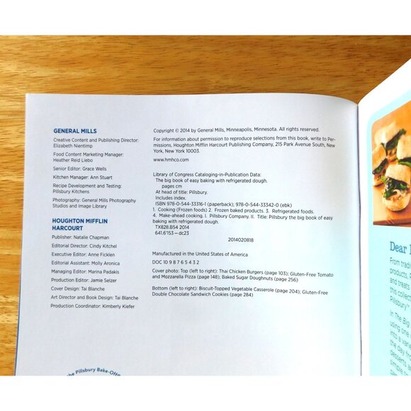 Pillsbury The Big Book Of Easy Baking With Refrigerated Dough 2014 Trade PB - Picture 4 of 9